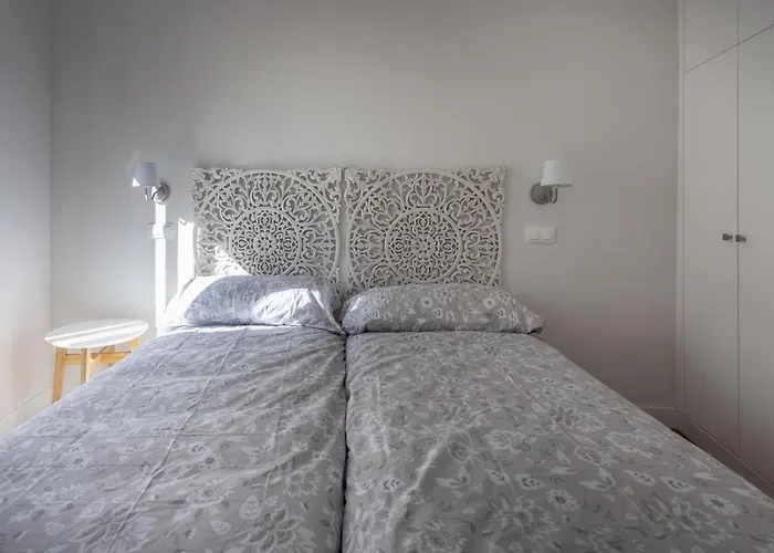 Rd Aparcamiento Incluido Triana Luminoso Comodo 2bd 2bth * Sevilla