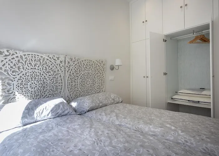 Lejlighed Rd Aparcamiento Incluido Triana Luminoso Comodo 2bd 2bth Sevilla