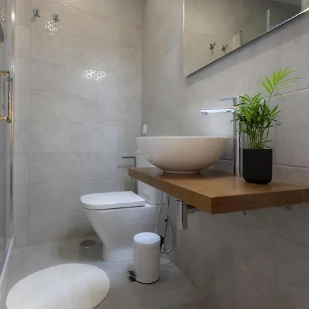 Rd Aparcamiento Incluido Triana Luminoso Comodo 2bd 2bth *
